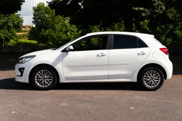 Kia Rio 1.0 T-GDi Wave 28