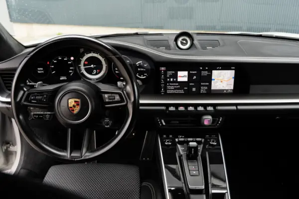 Porsche 911 (992) Carrera 4S PDK 7