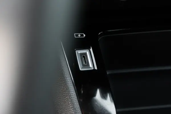 Peugeot e-208 50 kWh Active 42