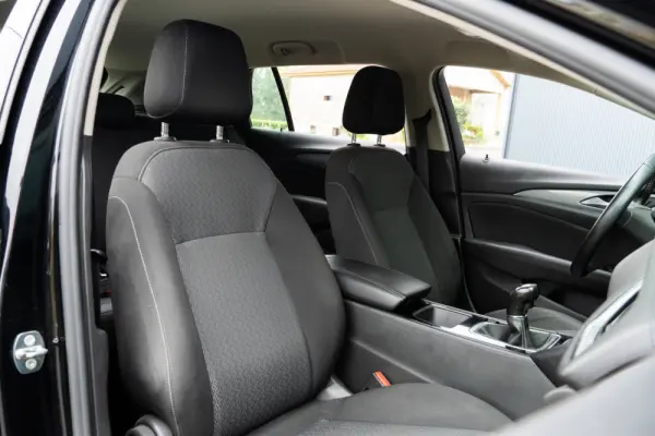 Opel Insignia Sports Tourer 1.6 CDTi Business Edition 17