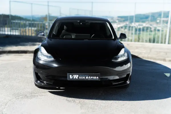 Tesla Model 3 Standard Range Plus RWD 2
