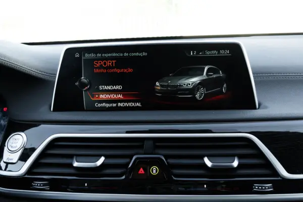 BMW 730 d Pack M Auto 17