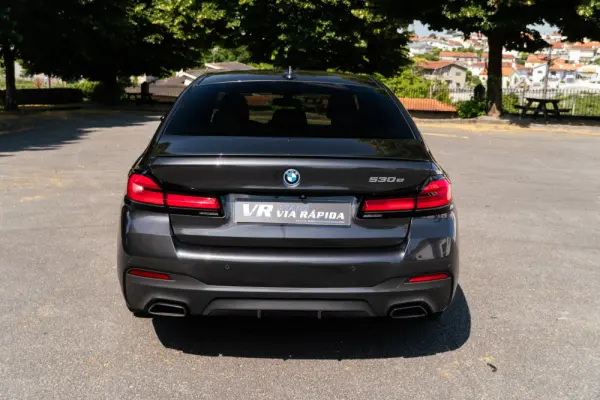 BMW 530 e Pack M 5