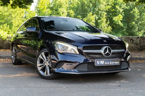 Mercedes-Benz CLA 180 d 3