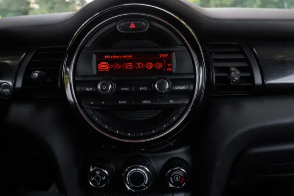 MINI 5 Portas One D 15