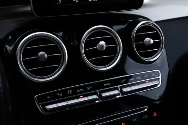 Mercedes-Benz GLC 250 d 4-Matic 18