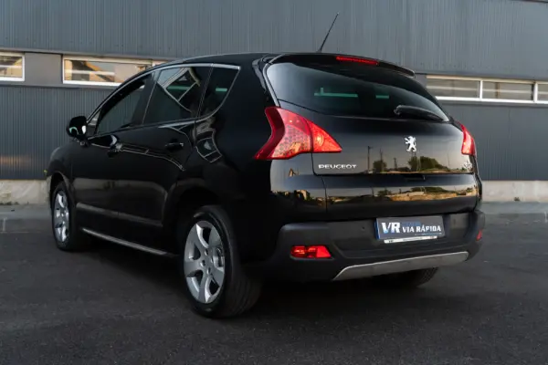 Peugeot 3008 1.6 HDi Allure 6