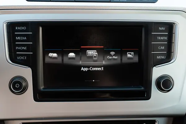 Volkswagen Passat Variant 1.6 TDI Confortline DSG 17