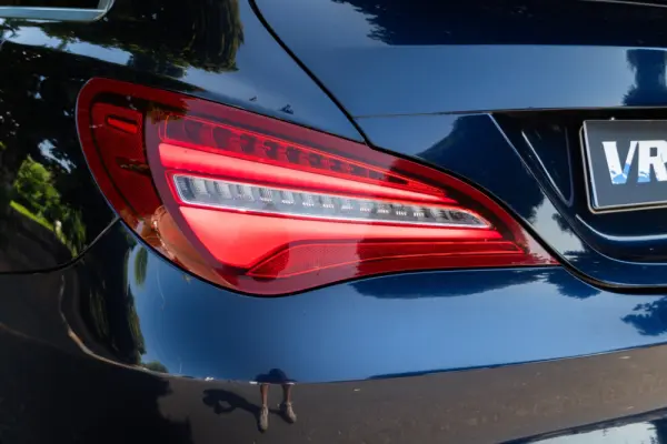 Mercedes-Benz CLA 180 d 39