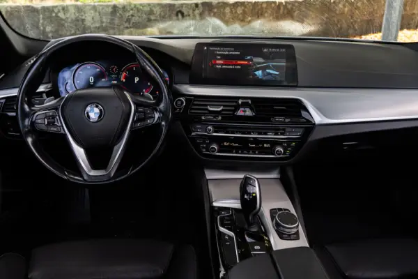 BMW 520 d ED Line Luxury 10