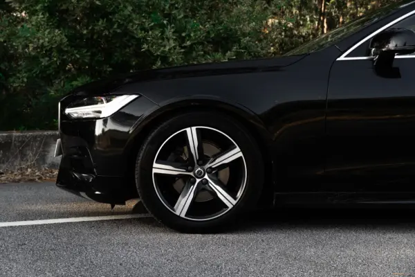 Volvo V90 2.0 D4 R-Design Geartronic 31