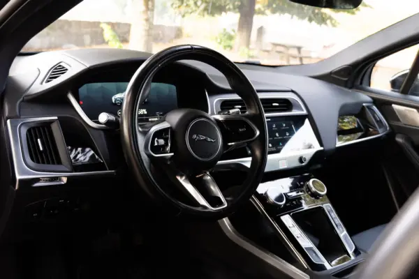 Jaguar I-Pace EV400 AWD HSE 7
