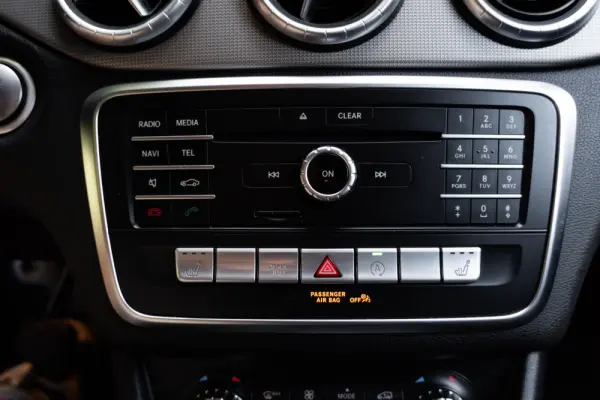 Mercedes-Benz CLA 180 d 22