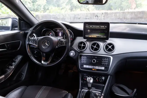 Mercedes-Benz CLA 180 d 21
