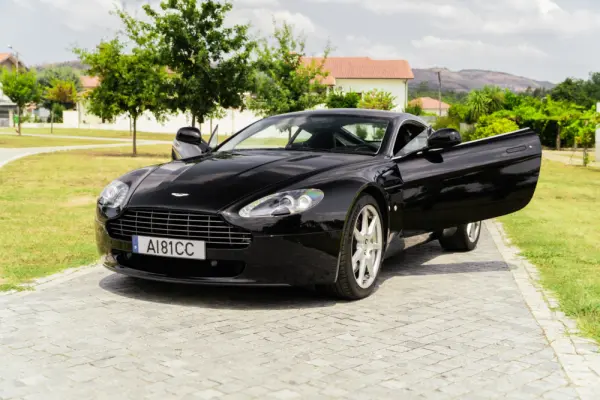 Aston Martin Vantage Coupe Sportshift 20