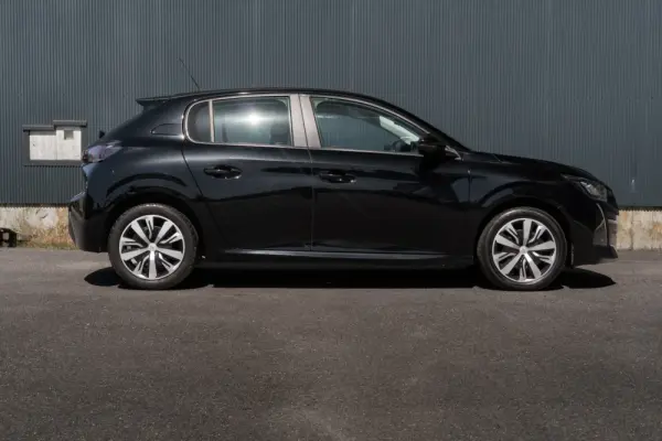 Peugeot 208 1.5 BlueHDi Allure 28