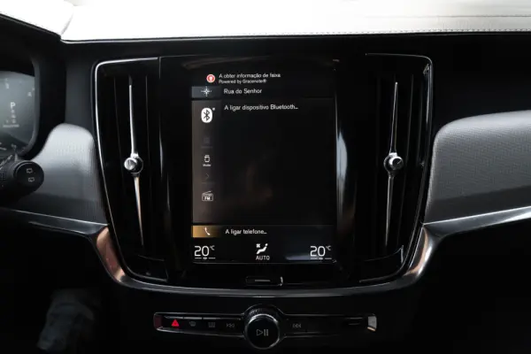 Volvo V90 2.0 D4 R-Design Geartronic 18