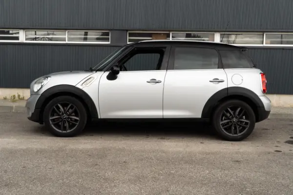 MINI Countryman Cooper D 29