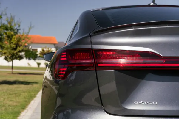 Audi e-tron Sportback 55 quattro S line 33
