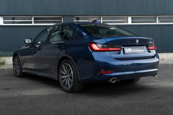 BMW 330 e Line Luxury Auto 6