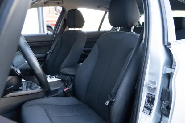 BMW 116 d Line Sport 8