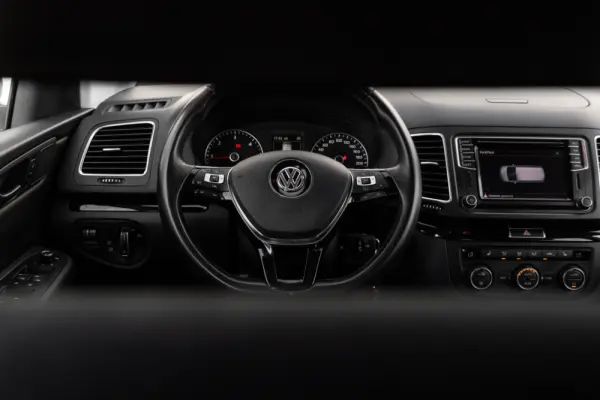 Volkswagen Sharan 2.0 TDI Highline 11