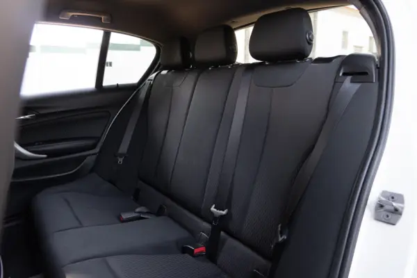 BMW 116 d Advantage 9