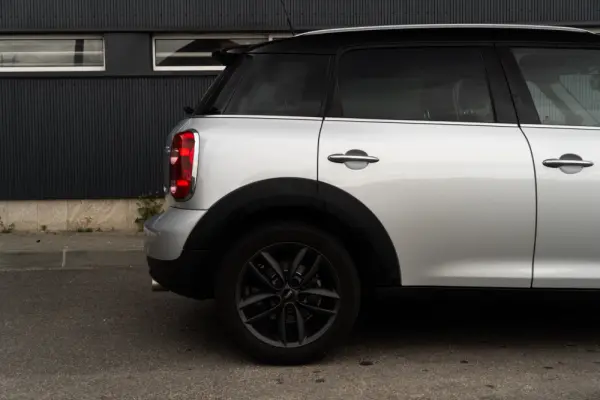 MINI Countryman Cooper D 28