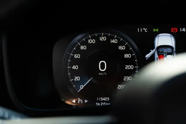 Volvo XC 40 1.5 T3 Tech Edition 8