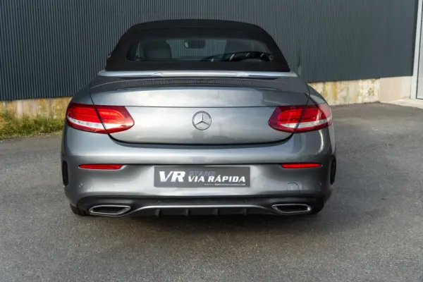 Mercedes-Benz C 220 d Cabrio 9G-Tronic AMG Line 32
