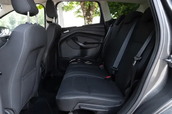 Ford Kuga 1.5 TDCi EcoBlue Titanium 35