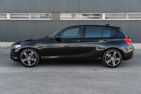 BMW 116 d Line Sport Shadow 28