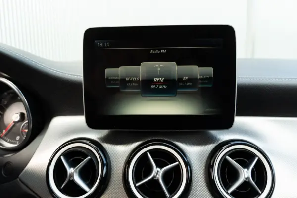 Mercedes-Benz CLA 180 d Shooting Brake AMG Line 14