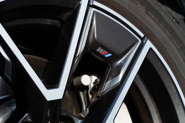 BMW i4 eDrive40 Pack Desportivo M 25