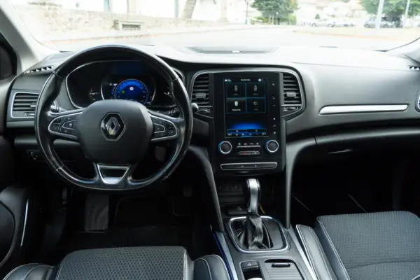 Renault Mégane Sport Tourer 1.3 TCe Bose Edition EDC 10