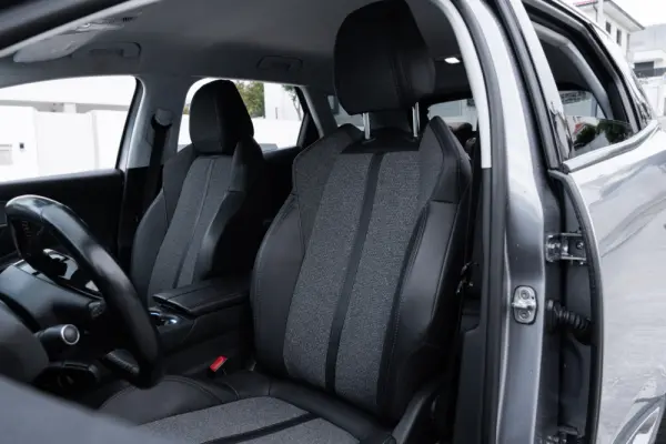 Peugeot 3008 1.6 BlueHDi GT Line 8