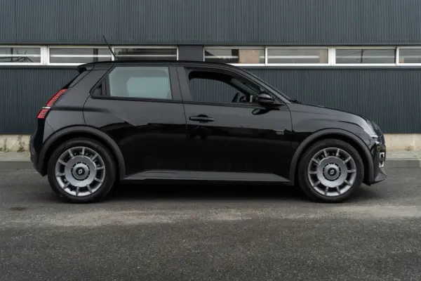 Renault 5 E-Tech 40 kWh Evolution Autonomia Urbana 25