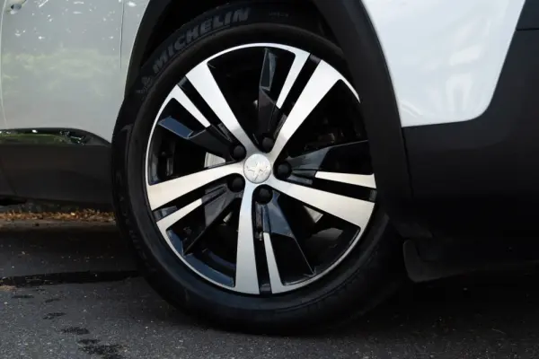 Peugeot 3008 1.5 BlueHDi Allure Pack 29