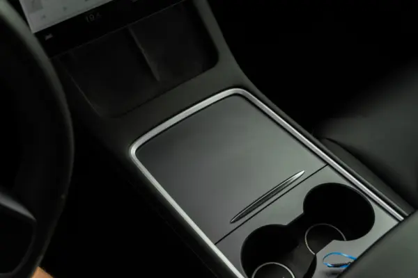 Tesla Model Y Long Range Dual Motor AWD 42