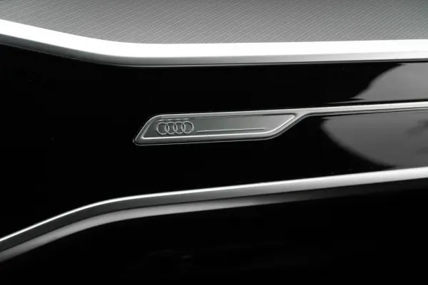 Audi A6 Avant 40 TDI S tronic 40