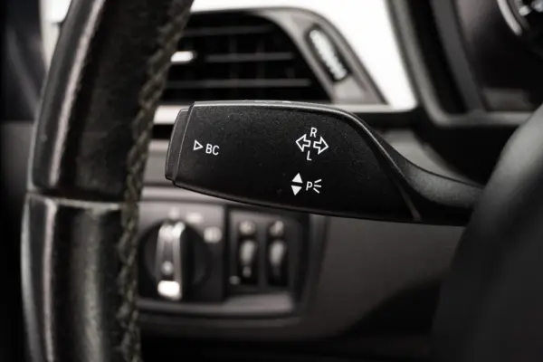 BMW X1 16 d sDrive Advantage 39