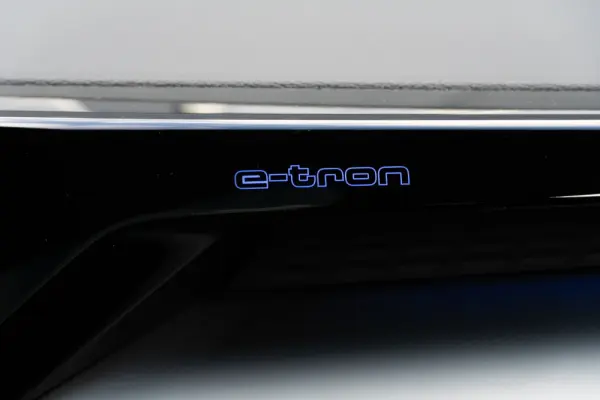 Audi e-tron GT quattro 24