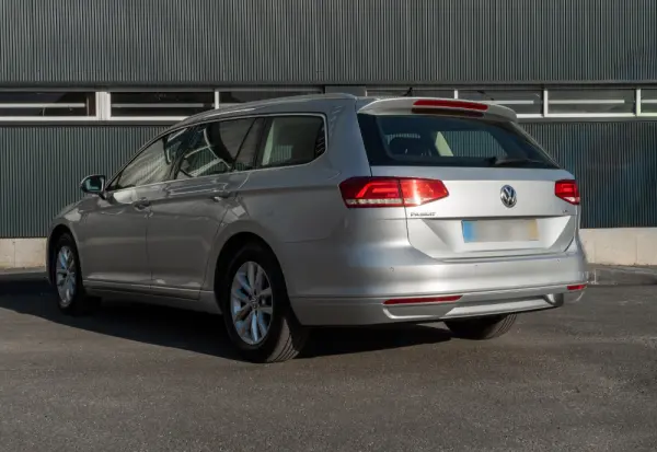 Volkswagen Passat Variant 1.6 TDI Confortline DSG 6