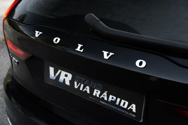 Volvo V90 2.0 D4 R-Design Geartronic 37