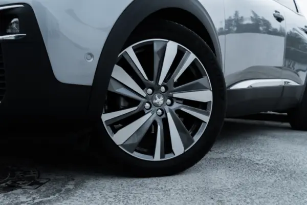 Peugeot 3008 1.6 BlueHDi GT Line 25