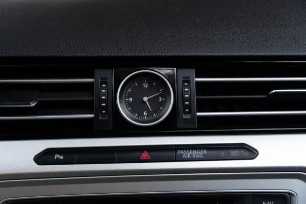 Volkswagen Passat Variant 1.6 TDI Confortline DSG 19