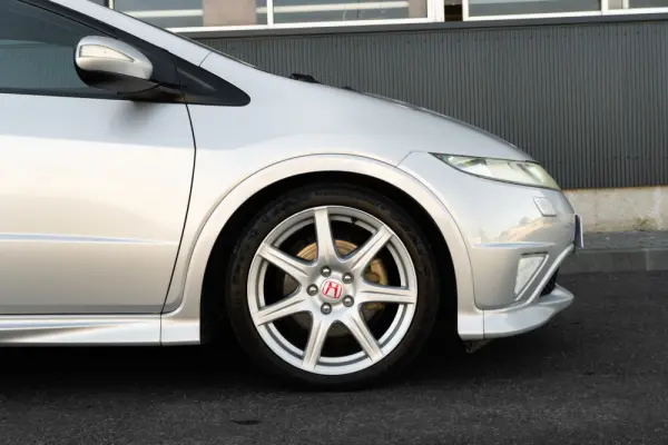 Honda Civic 2.0 Type-R 25