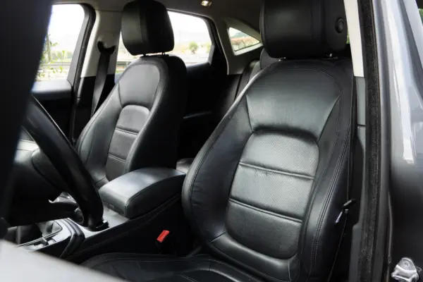 Jaguar E-Pace 2.0 i4D SE 8