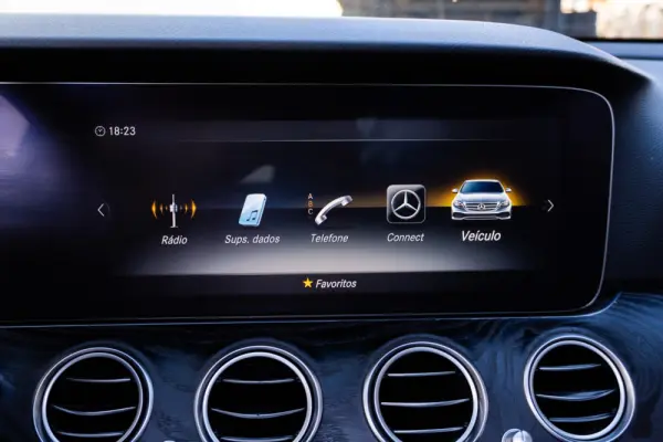 Mercedes-Benz E 220 d Avantgarde 15