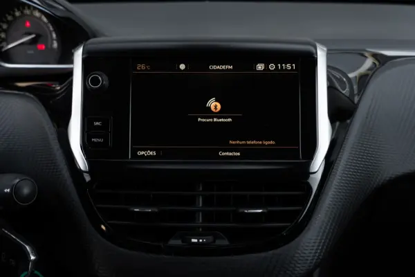 Peugeot 2008 1.2 PureTech Allure 17